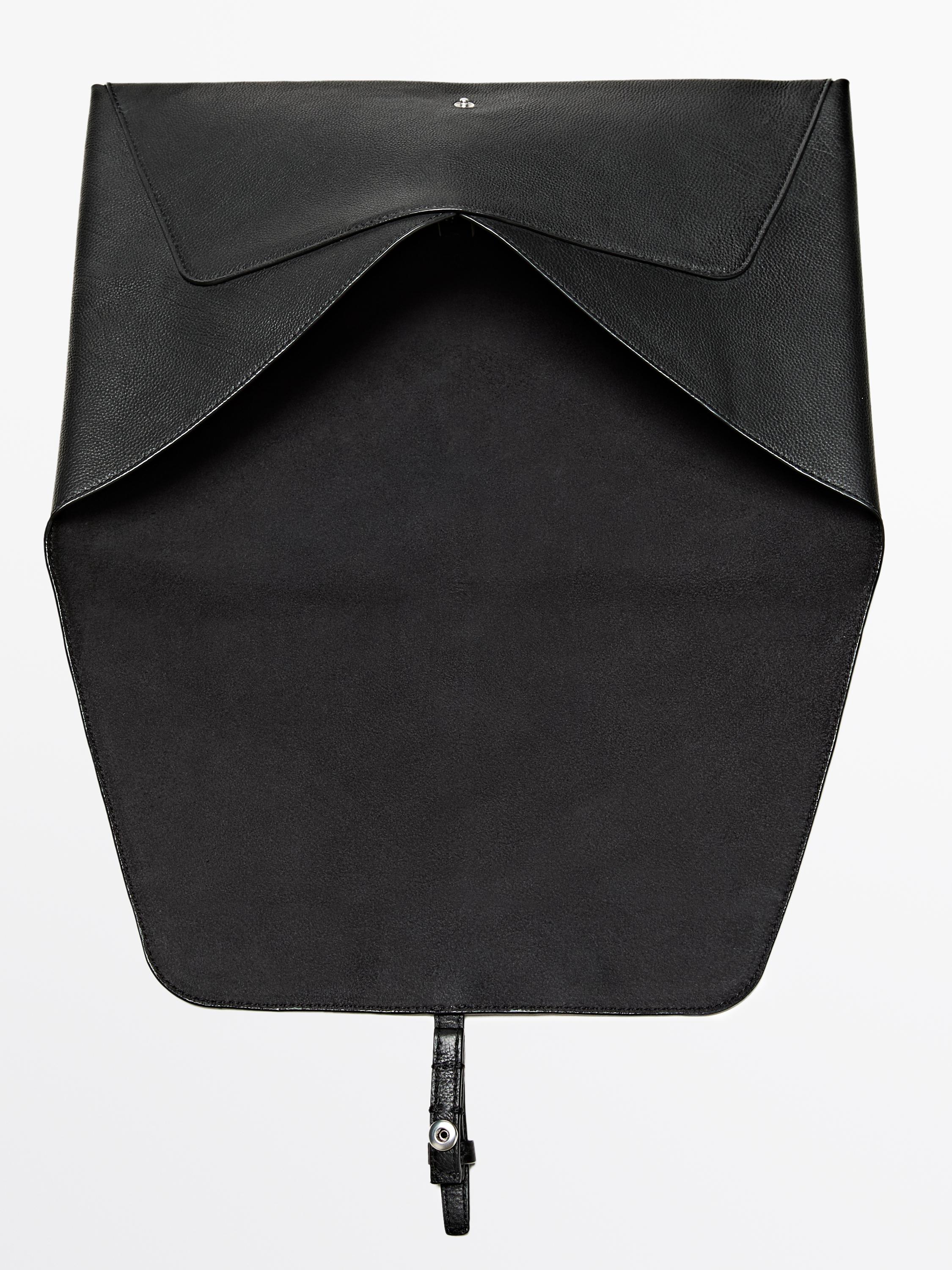 Étui pour ordinateur portable en cuir bovin finition nappa