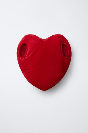VELVET HEART COSTUME - Red by Zara