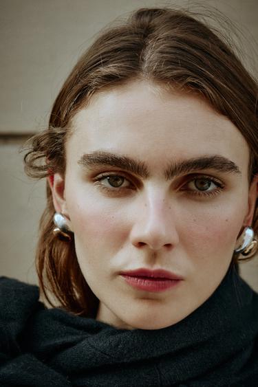 COMBINED TEXTURE HOOP EARRINGS — Gold / Silver 1