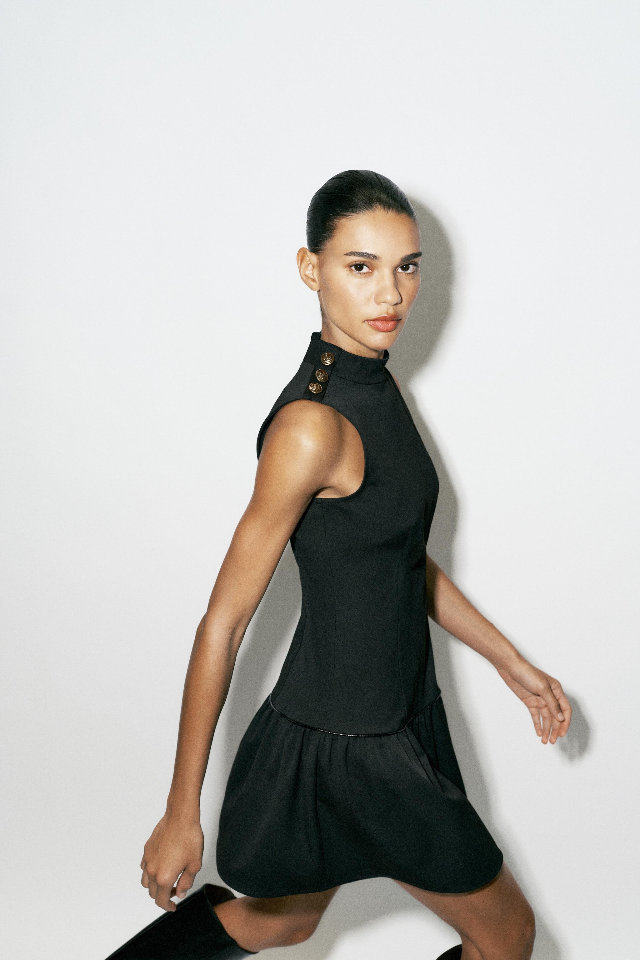 BUTTON DETAIL SHORT DRESS
