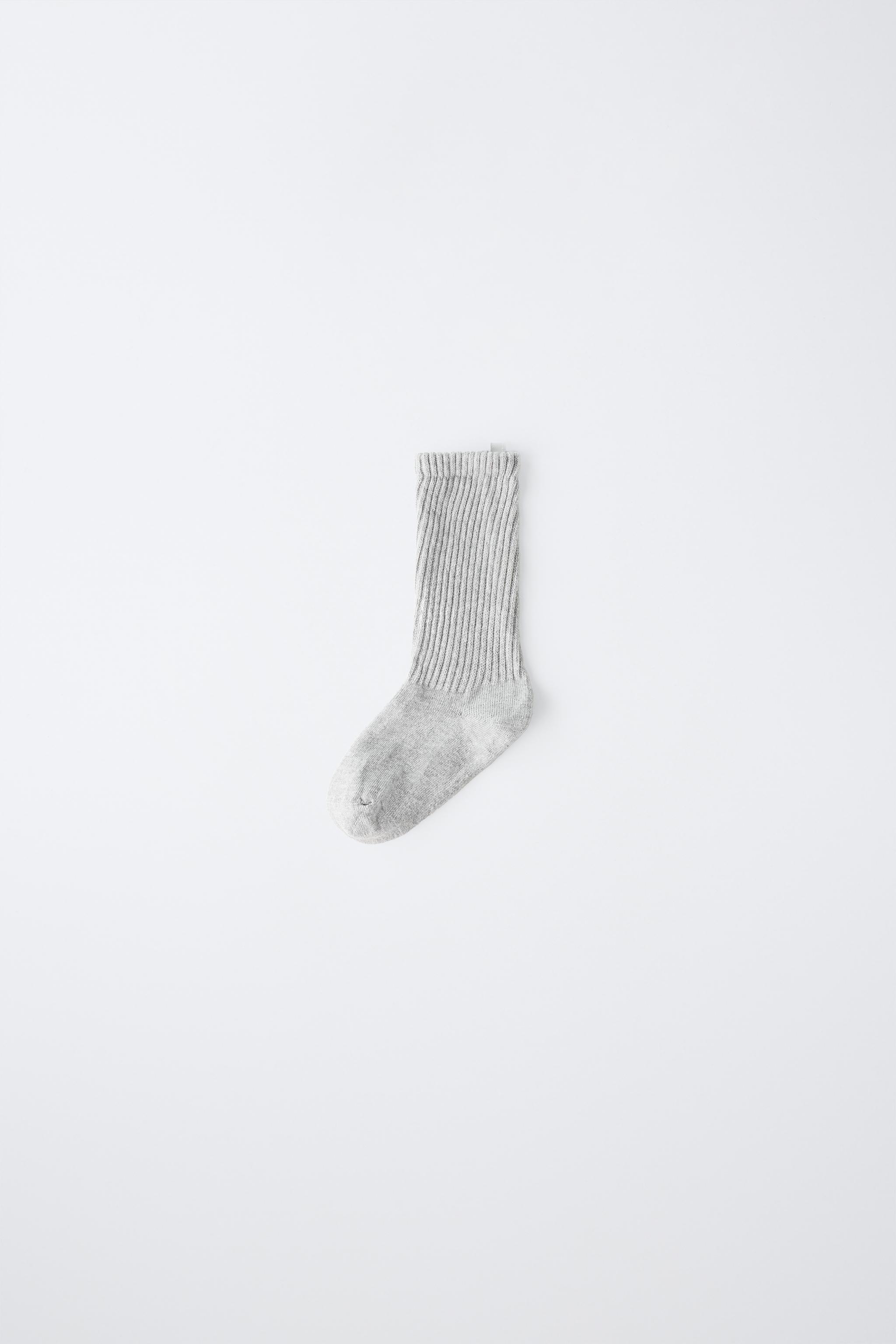 RIBBED MID-CALF SOCKS WITH LABEL — Gray