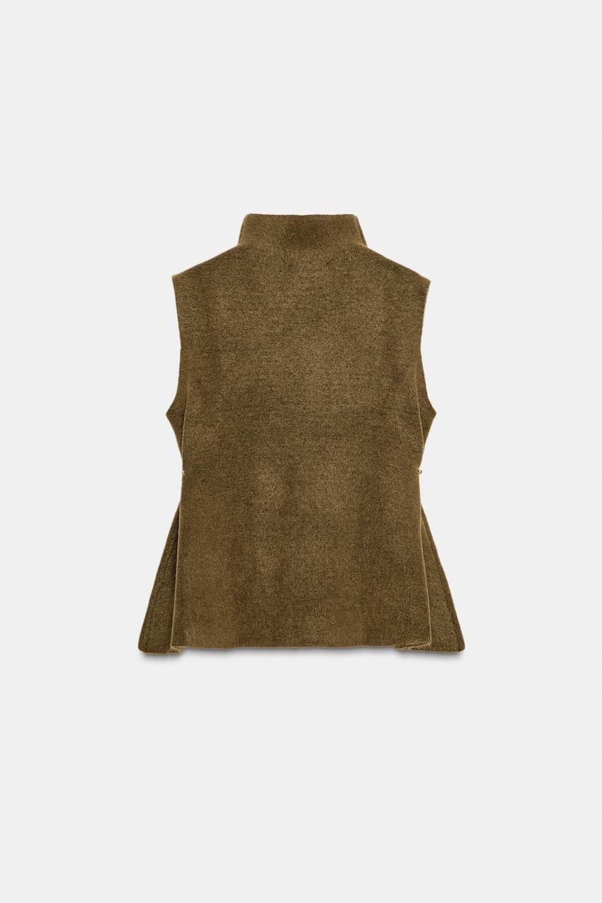 ASYMMETRIC KNIT TOP WITH SIDE APPLIQUÉS