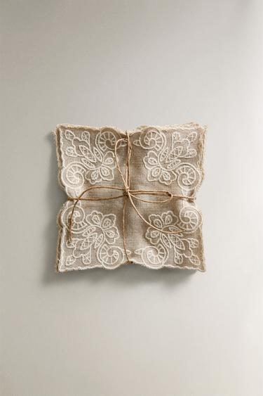 PACK OF LINEN COASTERS (PACK OF 4) - White / Grey by Zara - Image 3