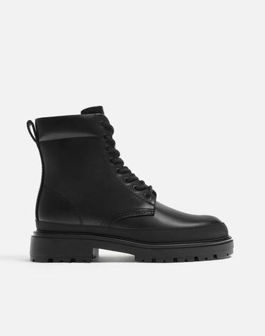 BOTA DE CADARÇOS COM VOLUME - Preto da Zara