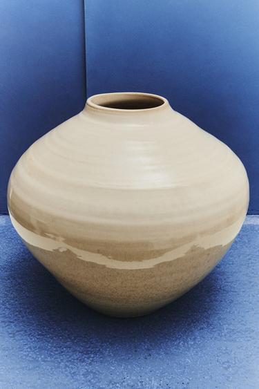 ストーンウェア エナメル 花瓶オフホワイトZaraのストーンウェア エナメル 花瓶 - オフホワイト 