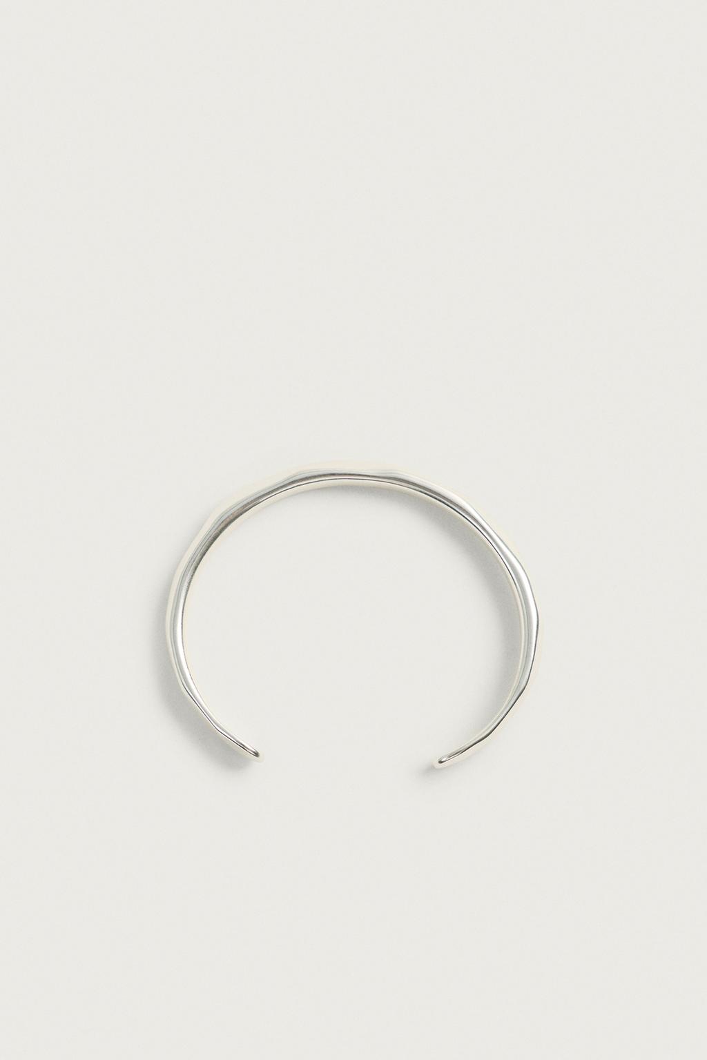 MATTE RIGID BRACELET