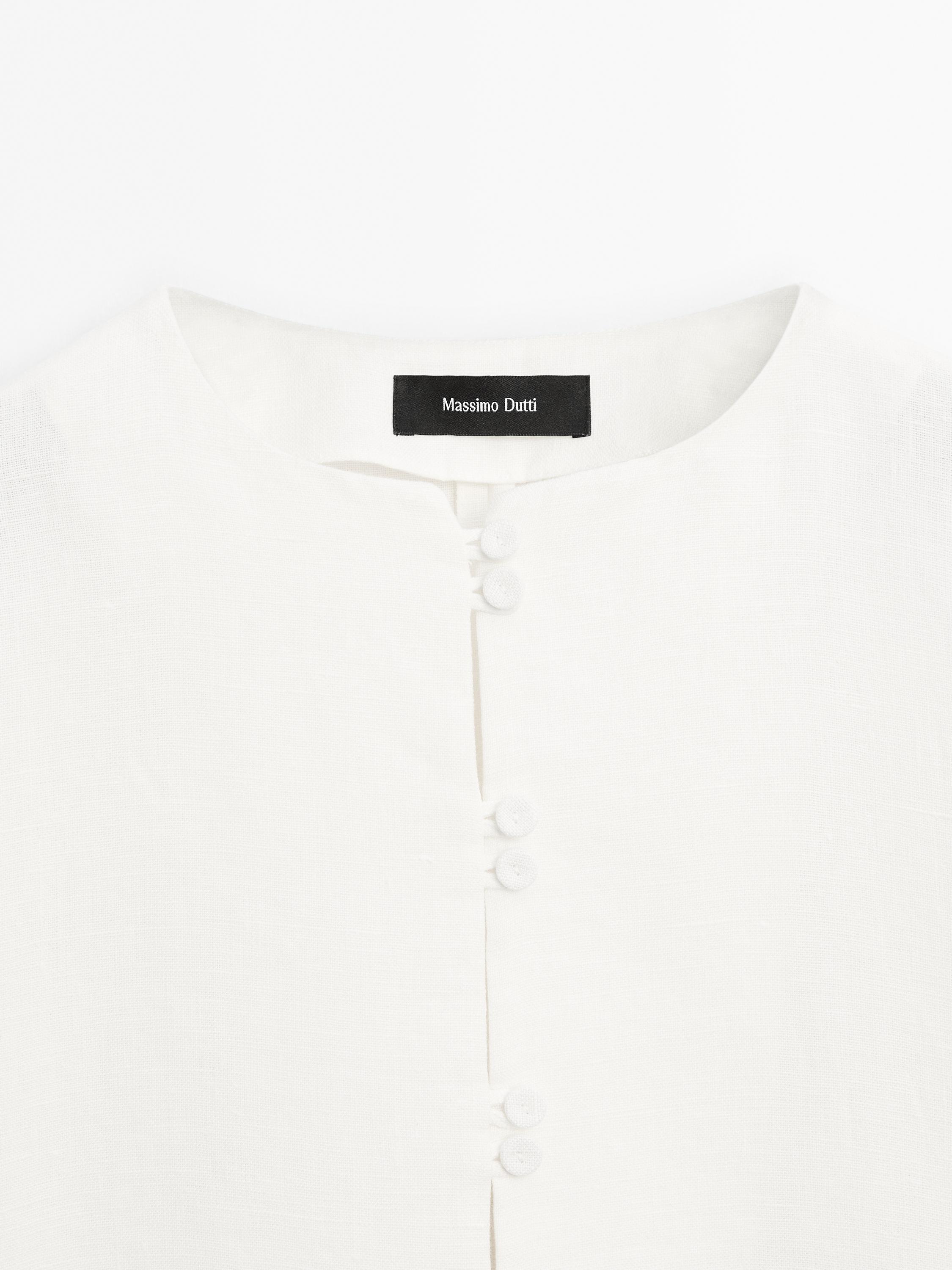 100% linen kimono with button detail