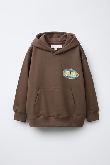 SUDADERA CAPUCHA TEXTO - Marrón de Zara