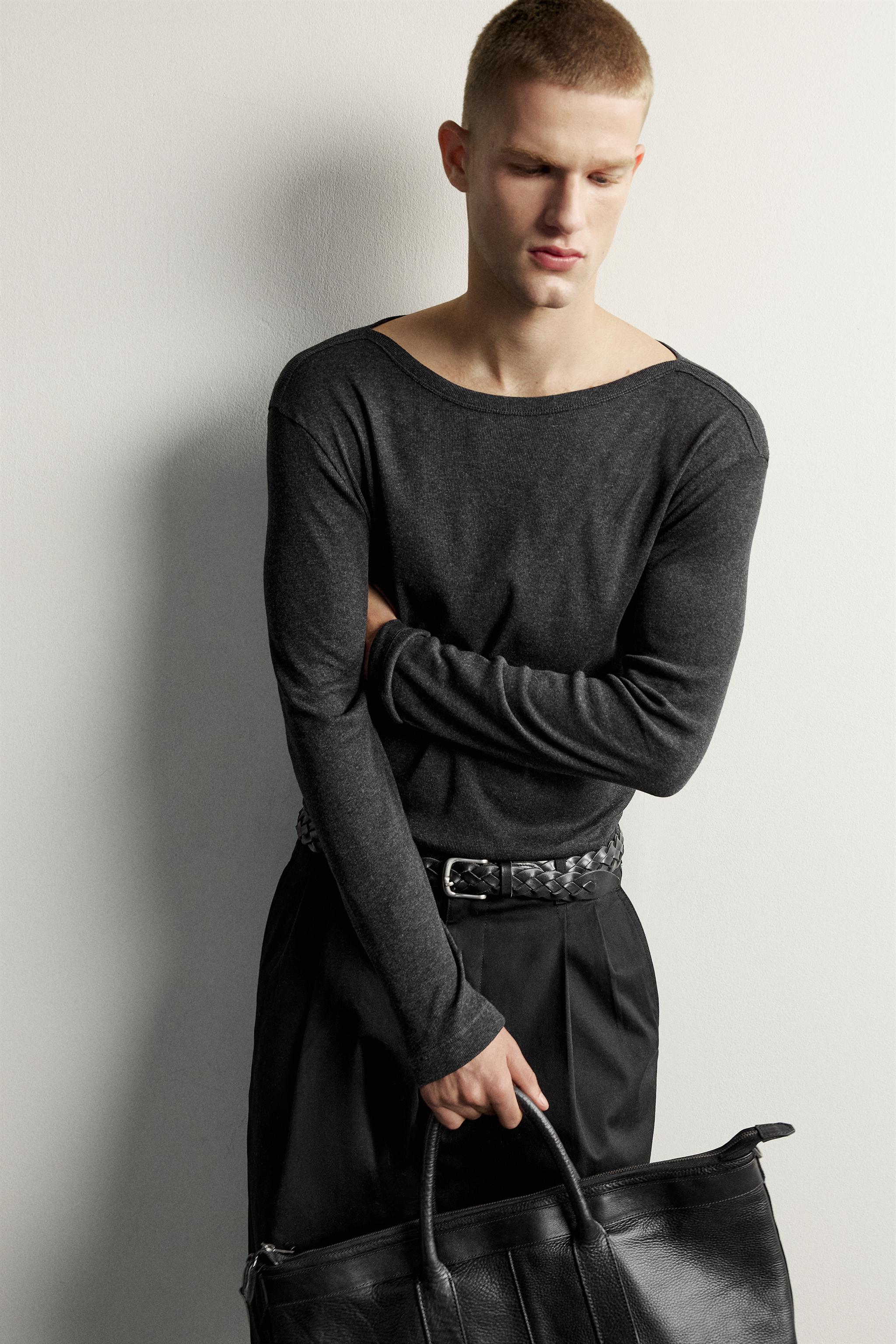 LIGHTWEIGHT RELAXED FIT T-SHIRT