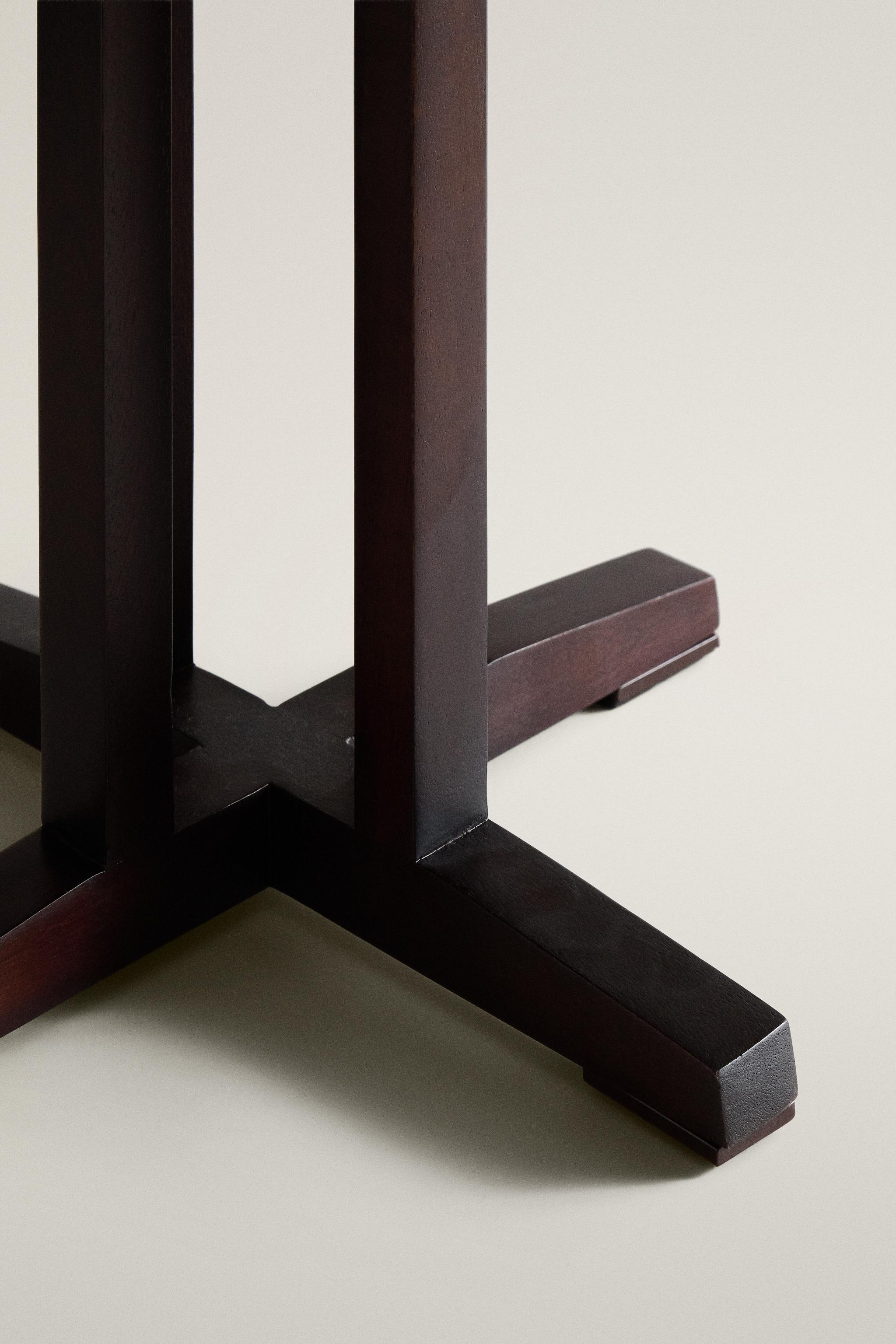 ROUND BEDSIDE TABLE