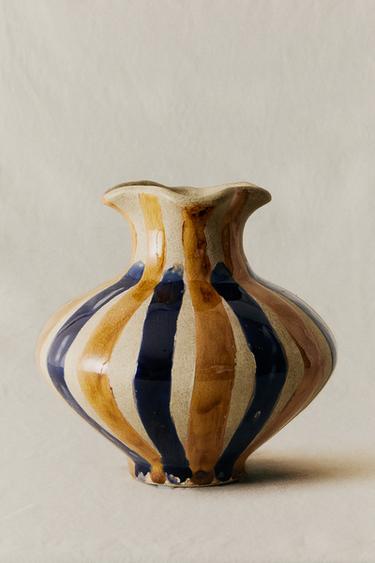 DECORATIVE ROUND CERAMIC VASE - White by Zara