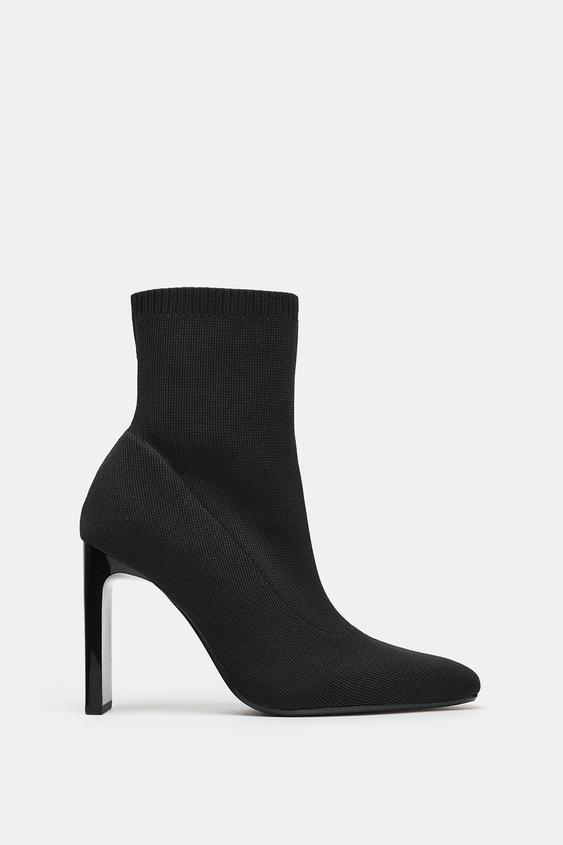 BOTÍN TACÓN - Negro de Zara - Imagen 0