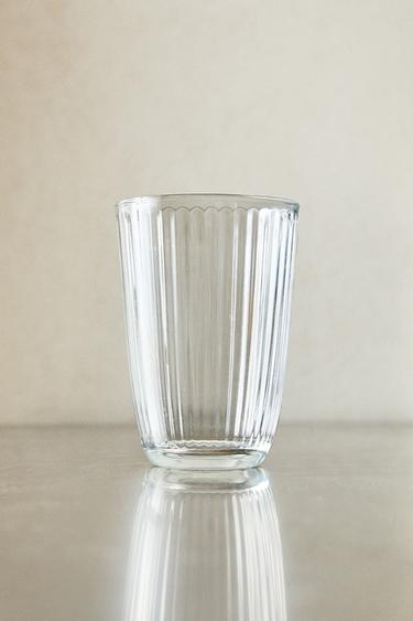 SOFT-DRINK-GLAS MIT LINIEN -  von Zara