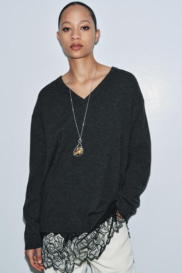 LONG KNIT JUMPER WITH LACE DETAIL - Grey by Zara