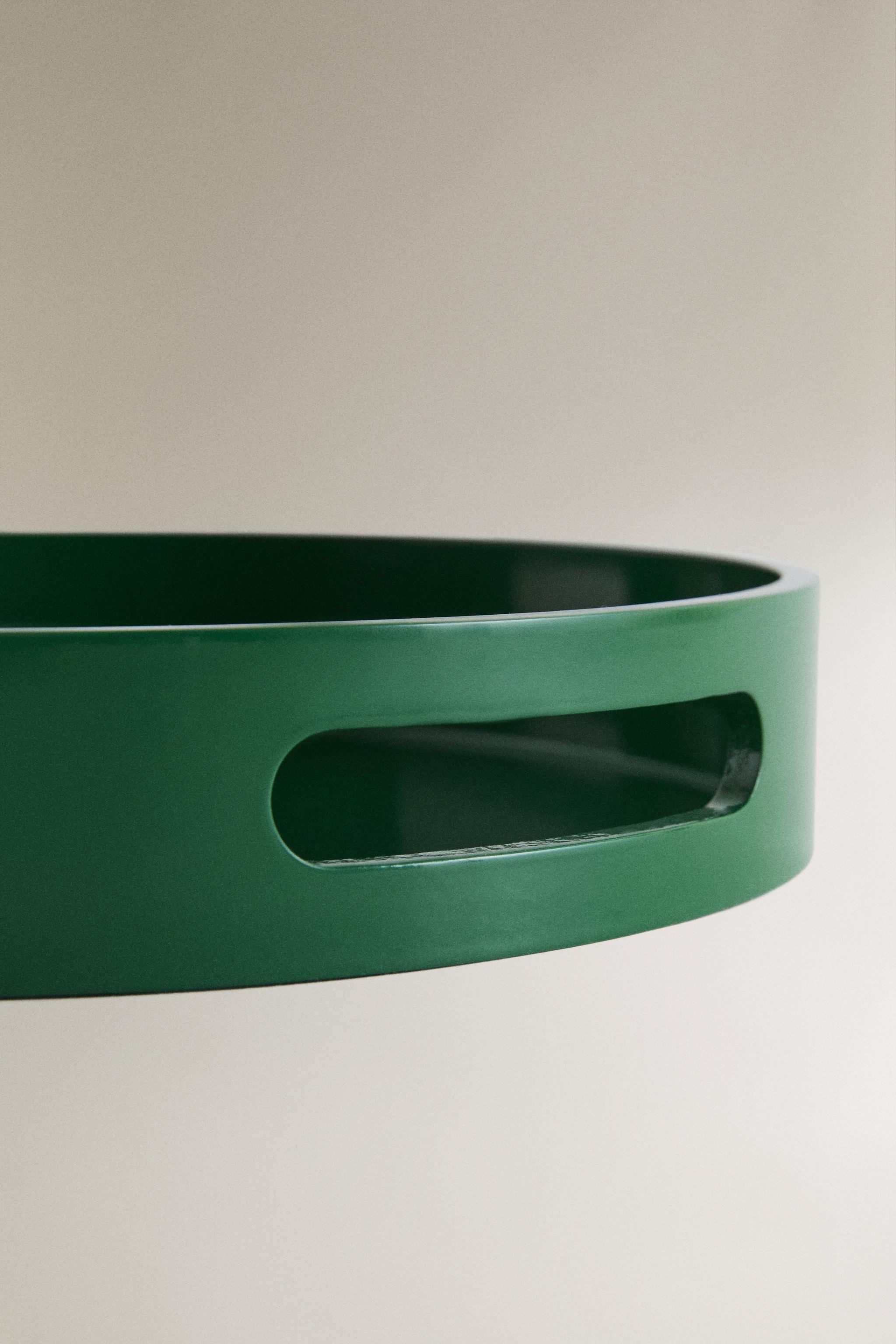 ROUND LACQUERED TRAY
