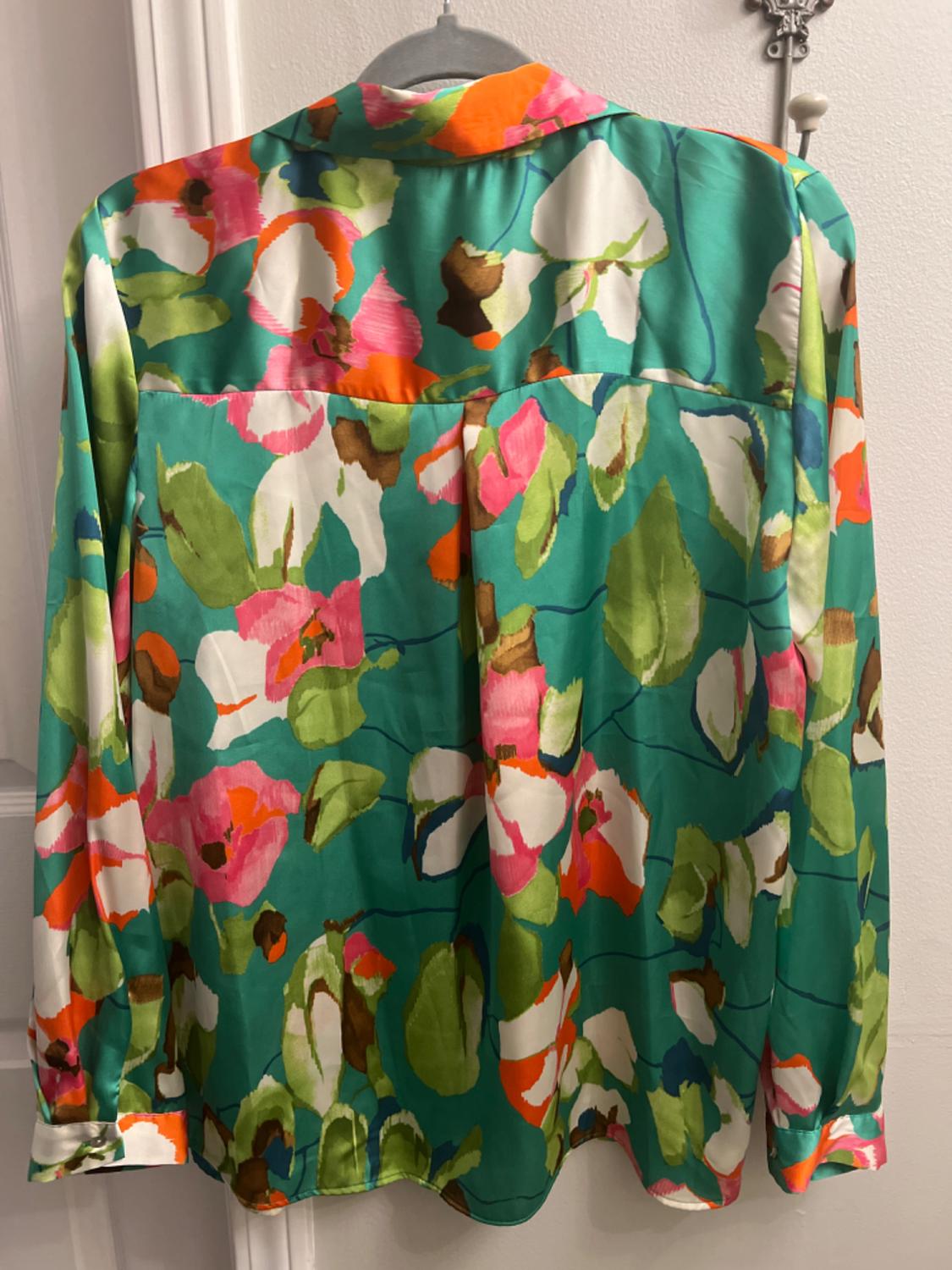 SILKY FLORAL PRINT TOP - Image 2