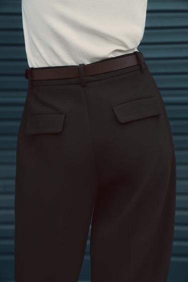 PANTALON À PINCES AVEC CEINTURE - Marron foncé de Zara - Image 5