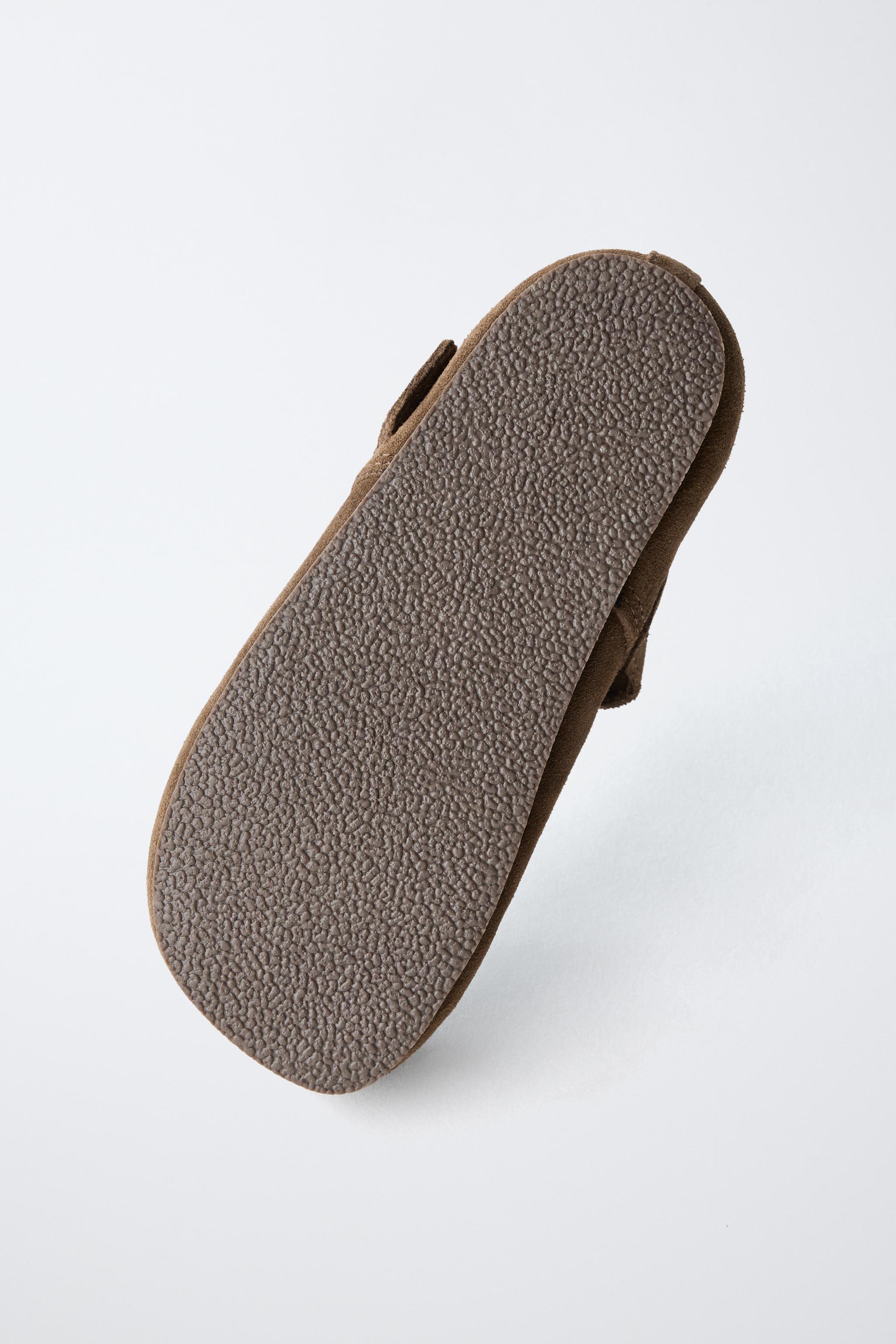 LEATHER CLOGS