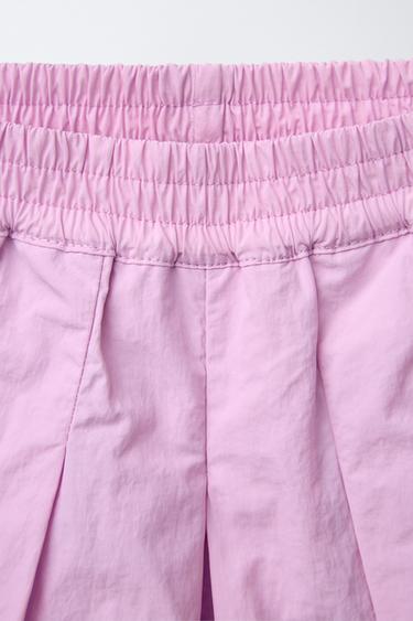 JUPE-SHORT TECHNIQUE À PLIS PLATS - Rose de Zara - Image 2