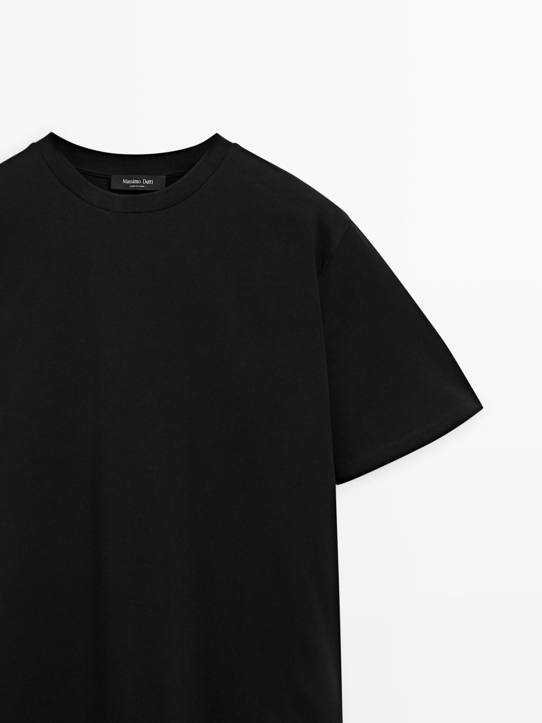 T-shirt à manches courtes avec détails en dentelle