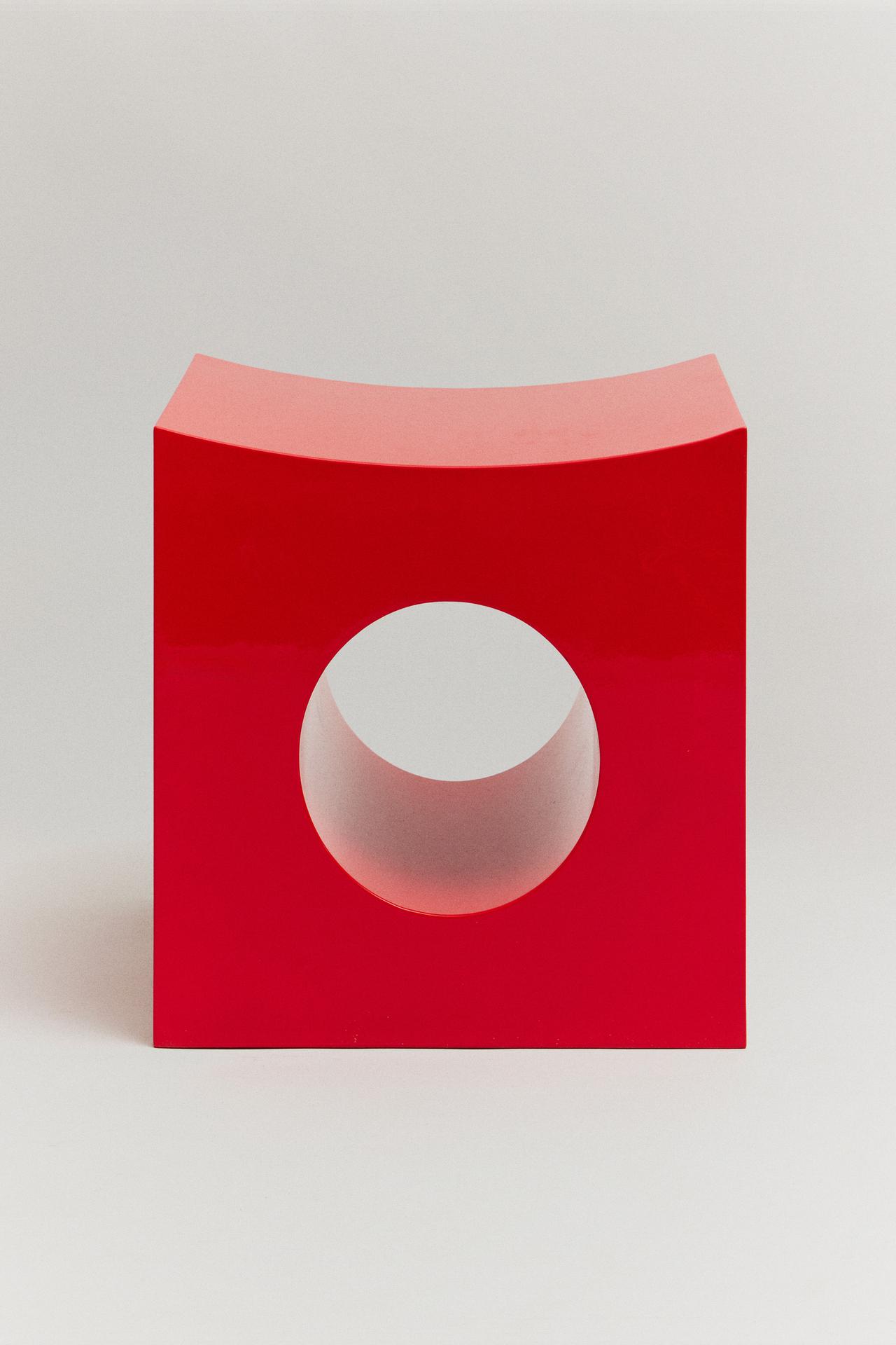 THE QUBIT STOOL — Red
