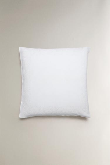 COTTON AND LINEN PILLOWCASE WITH RAISED DESIGN - White by Zara - Image 1