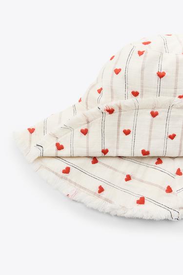 CHAPEAU BOB RAYURES BRODERIES CŒURS - Écru de Zara - Image 4