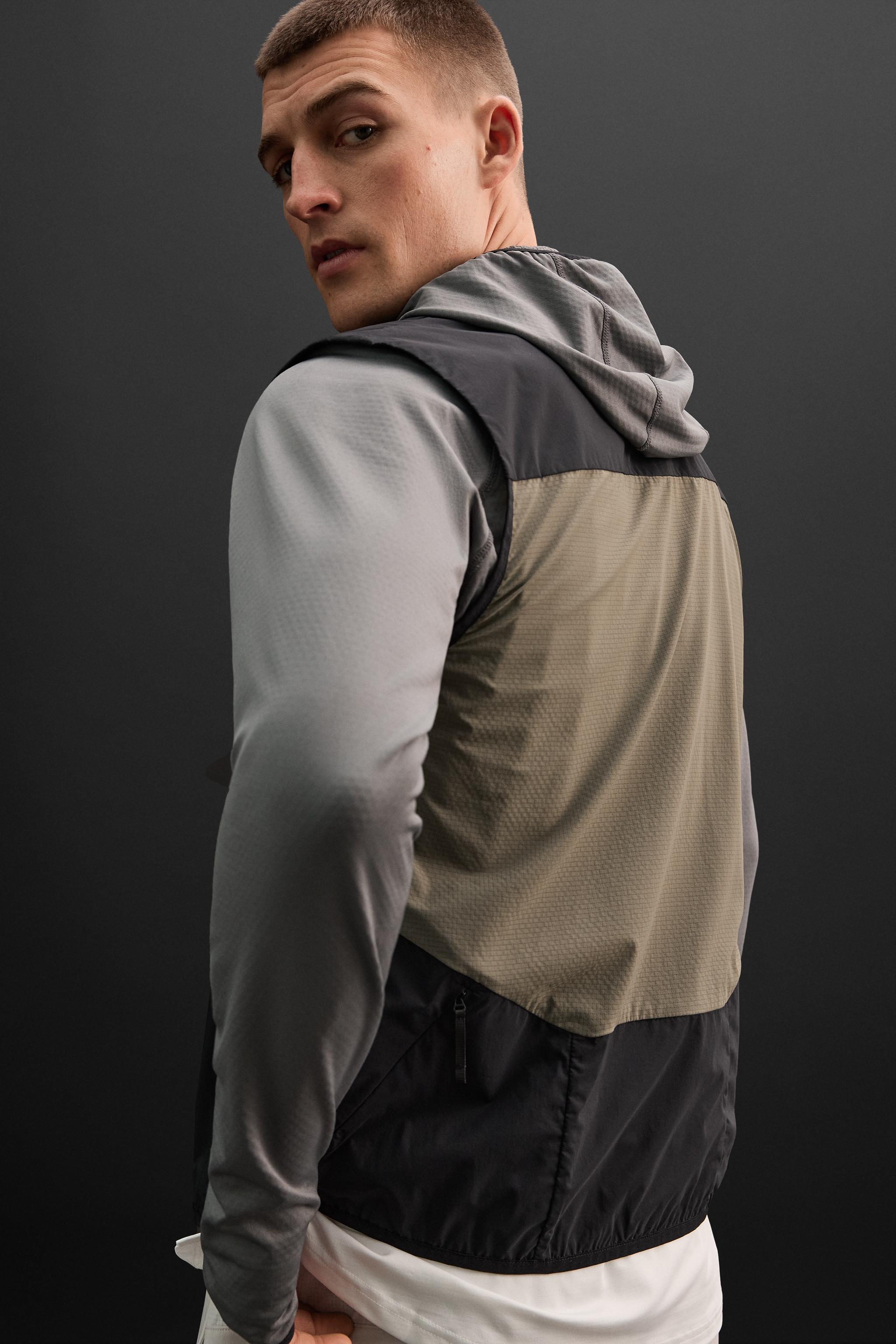 COLOR BLOCK TECHNICAL VEST - Black / Green | ZARA United States COLOR BLOCK TECHNICAL VEST - Black / Green | ZARA United States