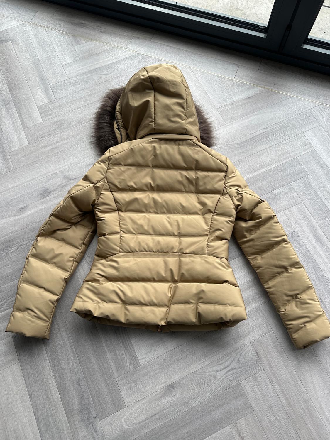 HOODED DOWN PUFFER JACKET WITH A FAUX FUR TRIM - Image 2