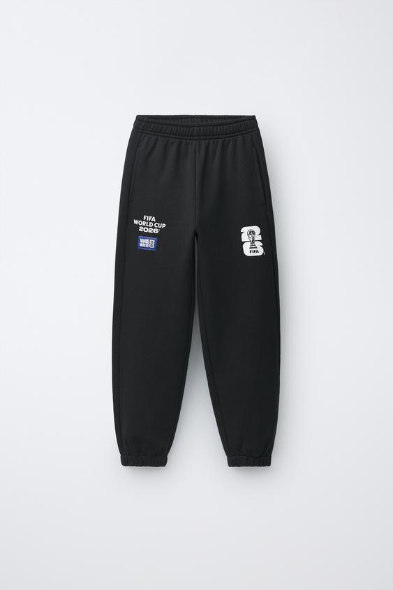 PANTALÓN JOGGER FIFA WORLD CUP ™ 2026 - Negro de Zara - Imagen 0