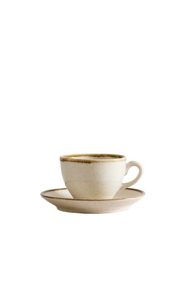 PORCELAIN TEACUP WITH ANTIQUE FINISH RIM - Light ecru by Zara