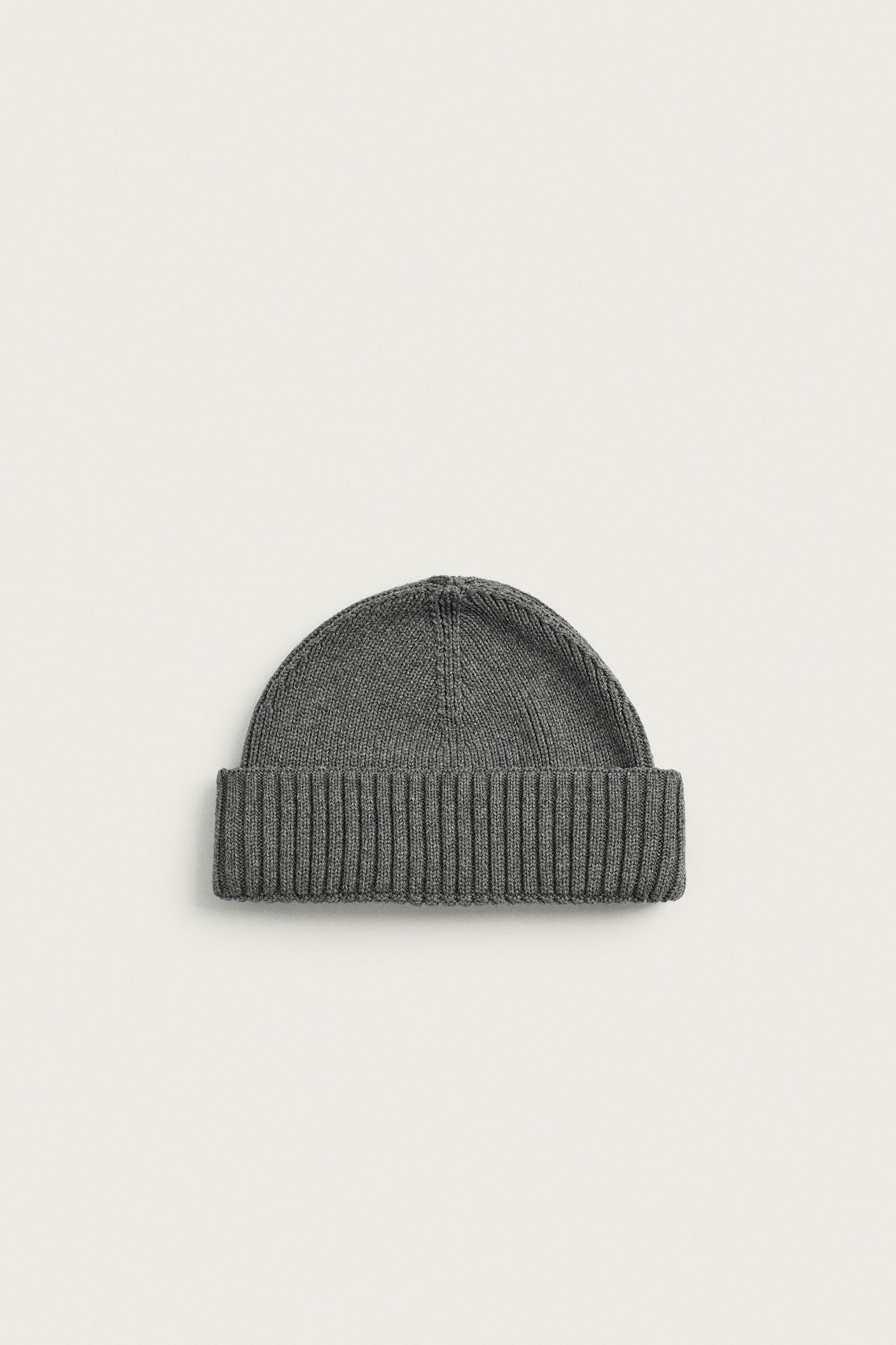 COTTON BLEND SHORT KNIT BEANIE — Gray