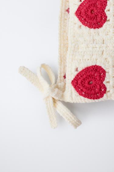 BONNET EN MAILLE CROCHET CŒURS - Écru de Zara - Image 2