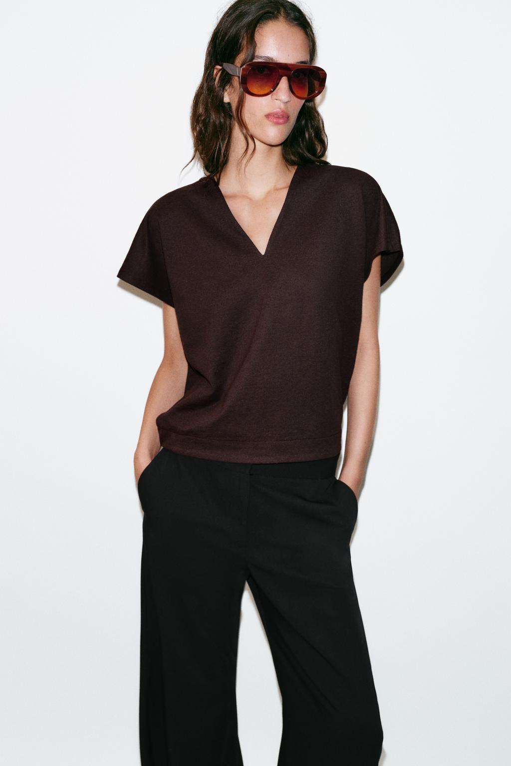 RUSTIC V-NECK T-SHIRT
