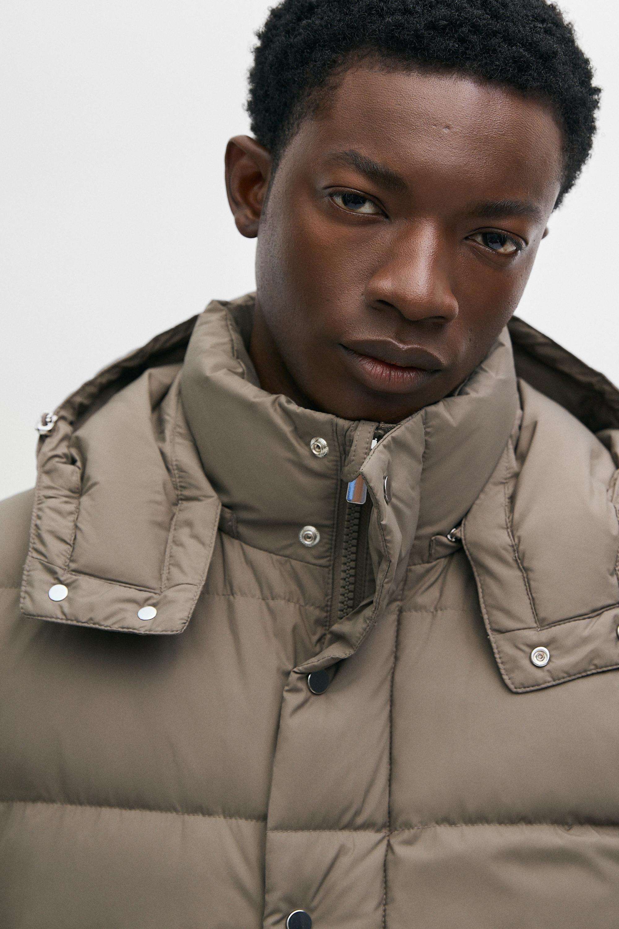 Hooded down jacket