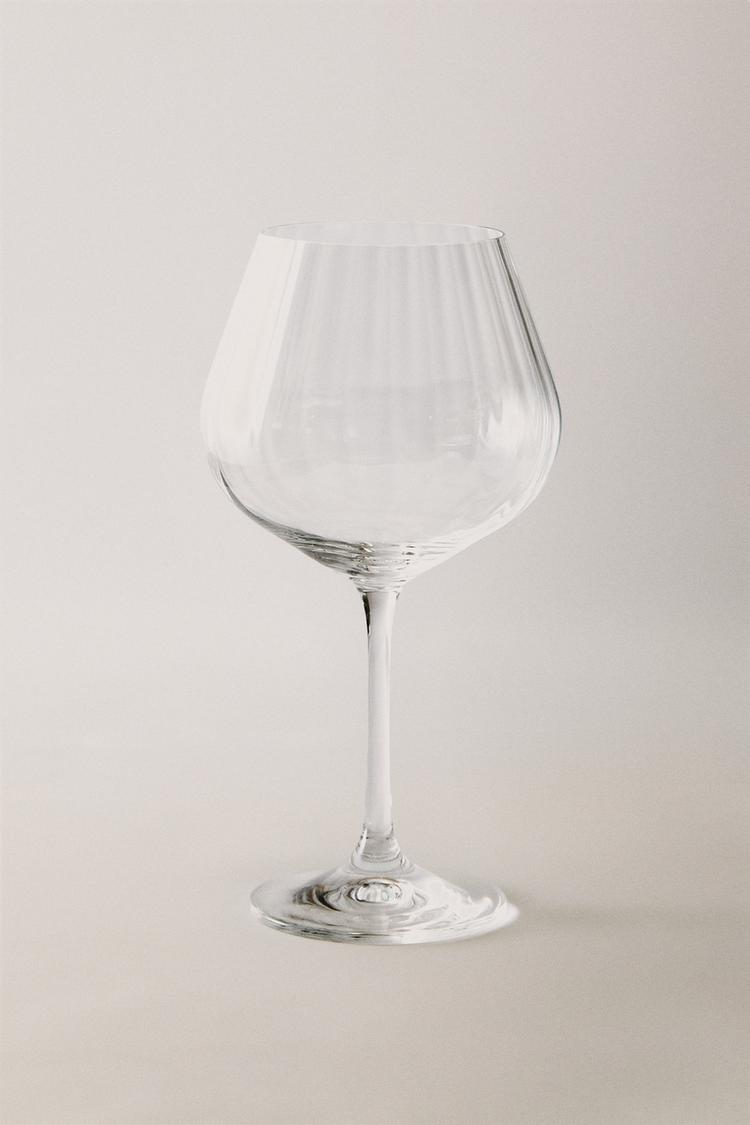WAVE EFFECT BOHEMIA CRYSTAL WINE GLASS — Transparent