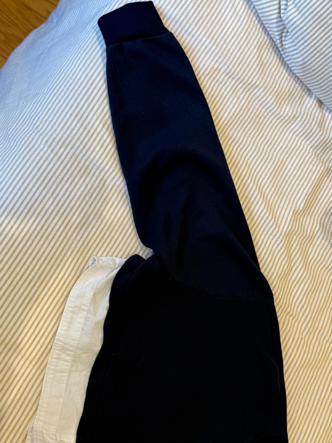 CONTRAST VARSITY CROPPED T-SHIRT - Image 6