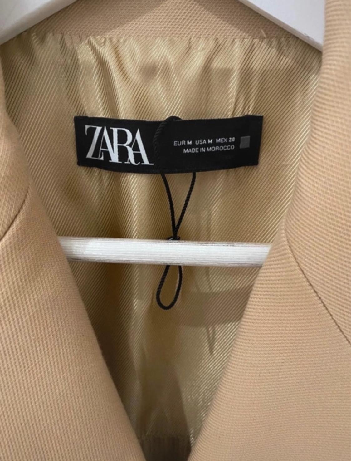 SHORT DOUBLE-BREASTED COAT - Image 2