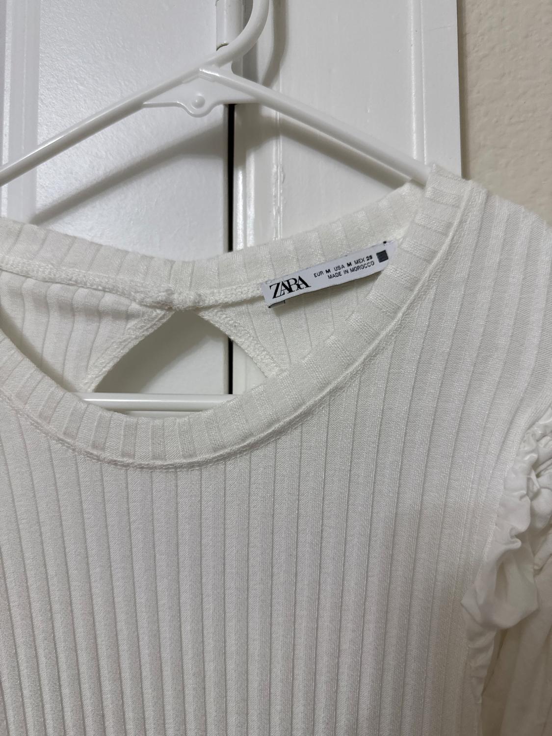 PUFF SLEEVE RIBBED DRESS - Image 3