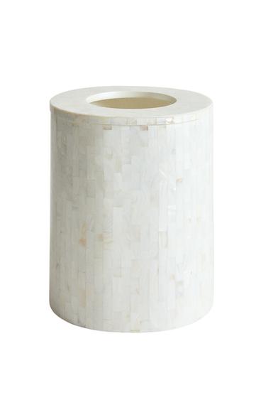 MOTHER-OF-PEARL BATHROOM BIN - Light beige by Zara