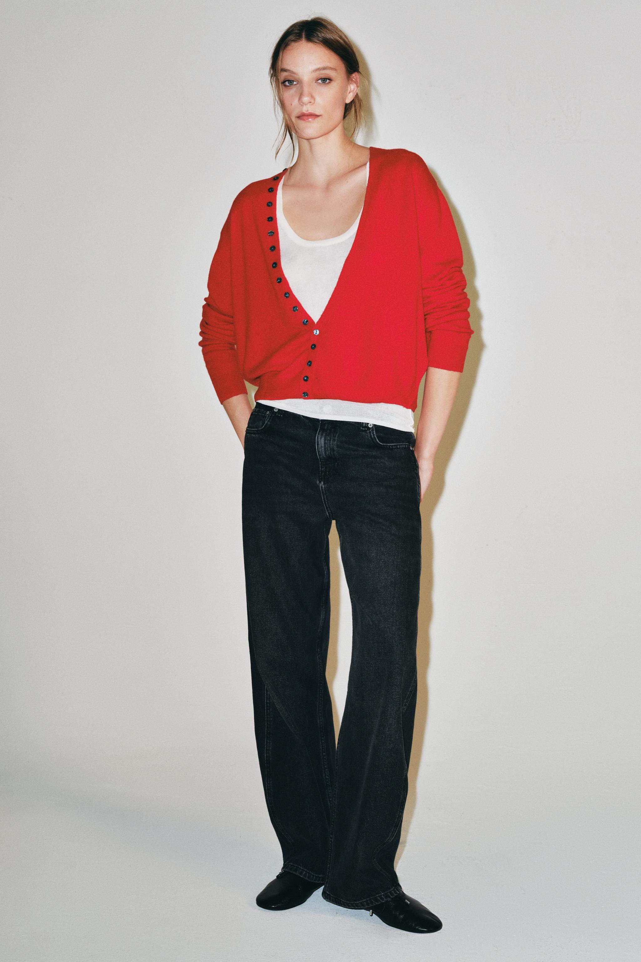 EXTRA SOFT 100% WOOL V-NECK JACKET — Red