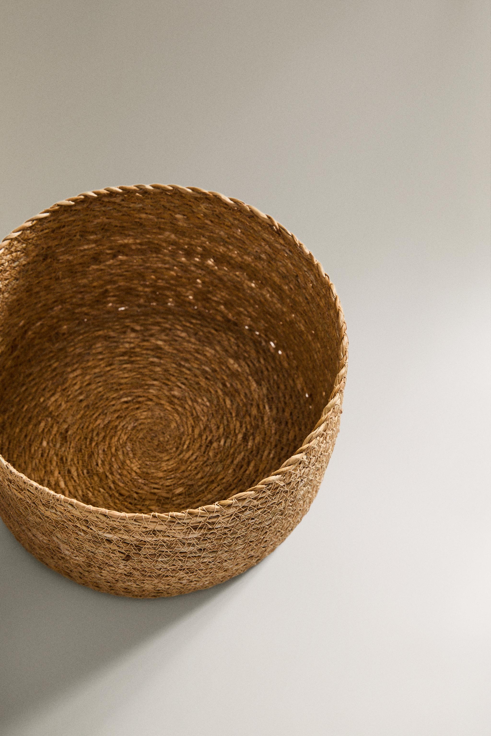 SEAGRASS BASKET WITH LID