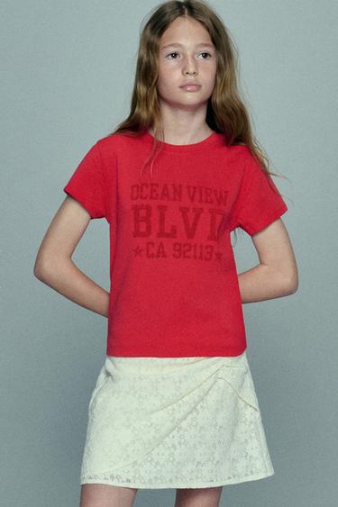 CAMISETA ESTAMPADO TEXTO - Frambuesa de Zara