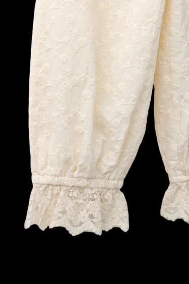 PANTALÓN BOMBACHO BORDADOS - Crudo de Zara