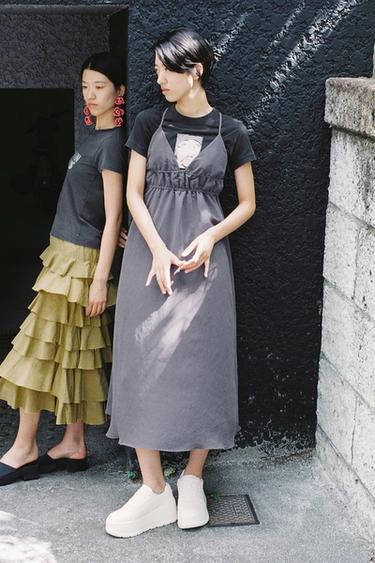 FLOWING MIDI DRESS - Charcoal grey by Zara