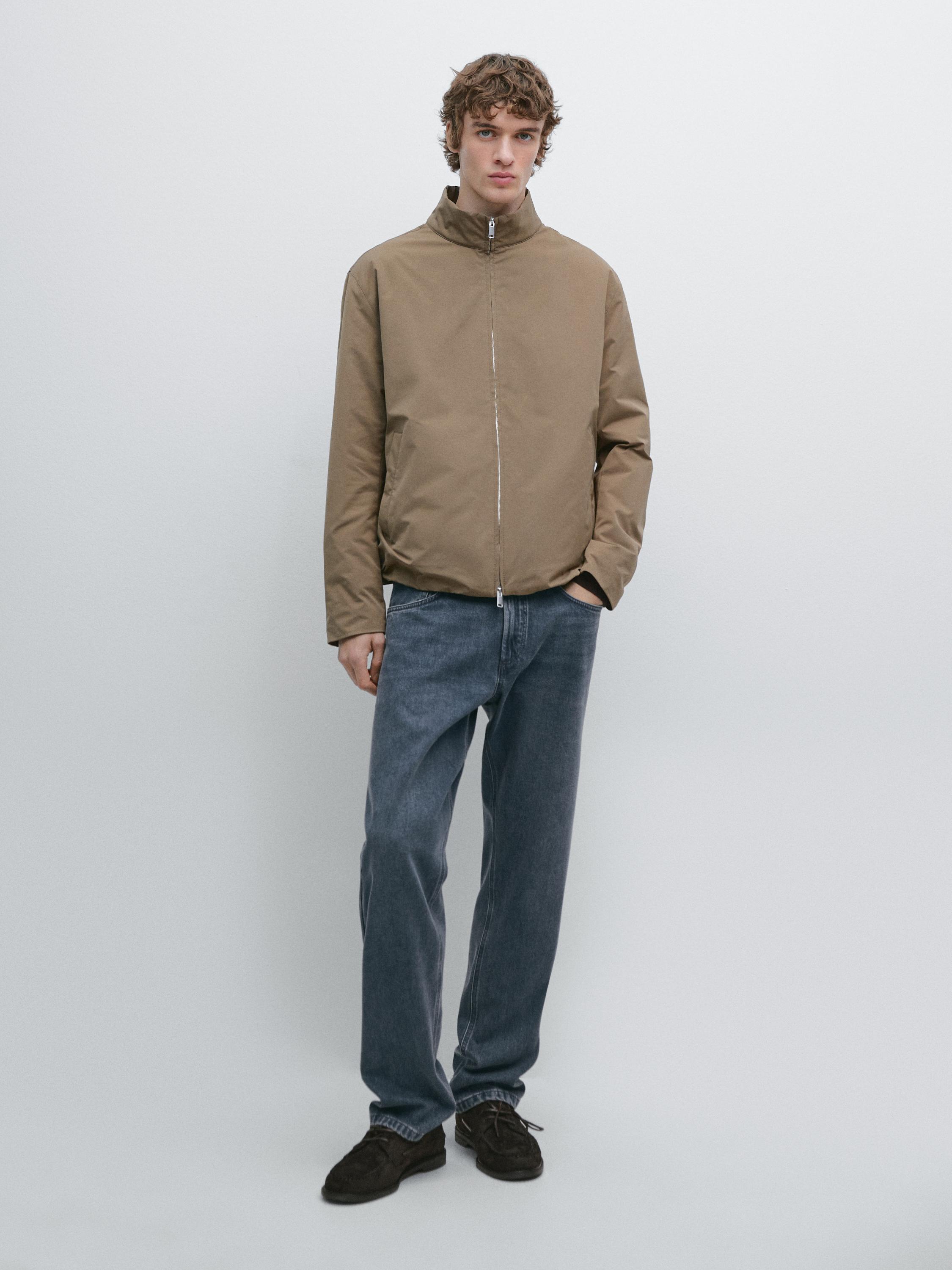 Water-repellent puffer jacket with high neck — Light khaki