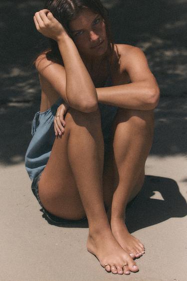 PACK OF 3 SIGNET TOE RINGS - Golden by Zara