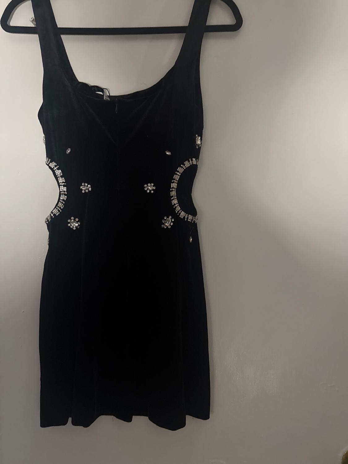 JEWEL TRIM VELVET DRESS - Image 4