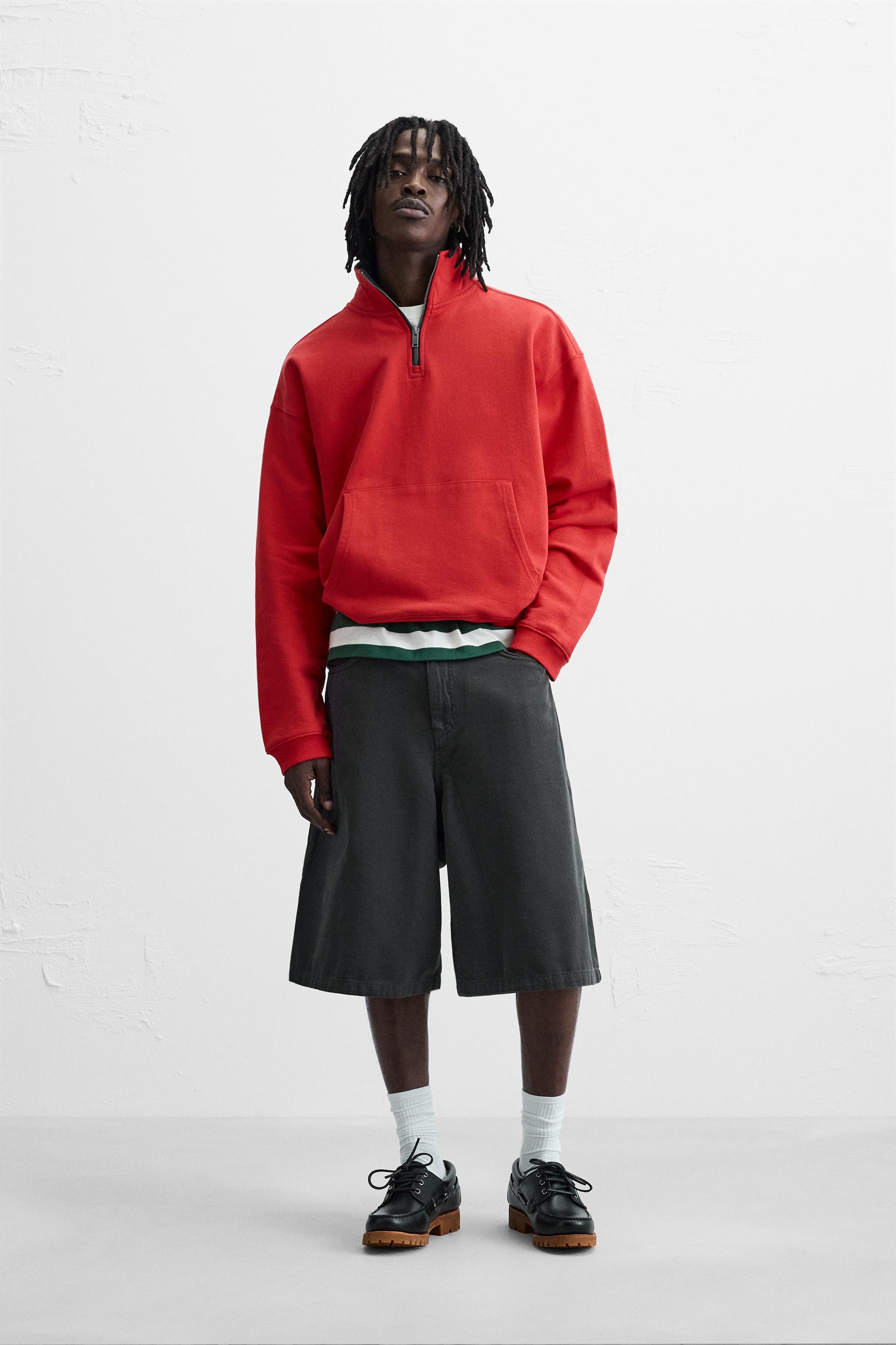 QUARTER-ZIP SWEATSHIRT
