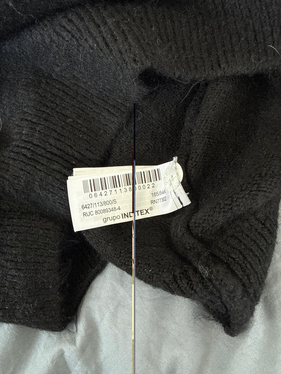 PLAIN KNIT JUMPER WITH V-NECK BACK AND SHOULDER PADS - Image 4
